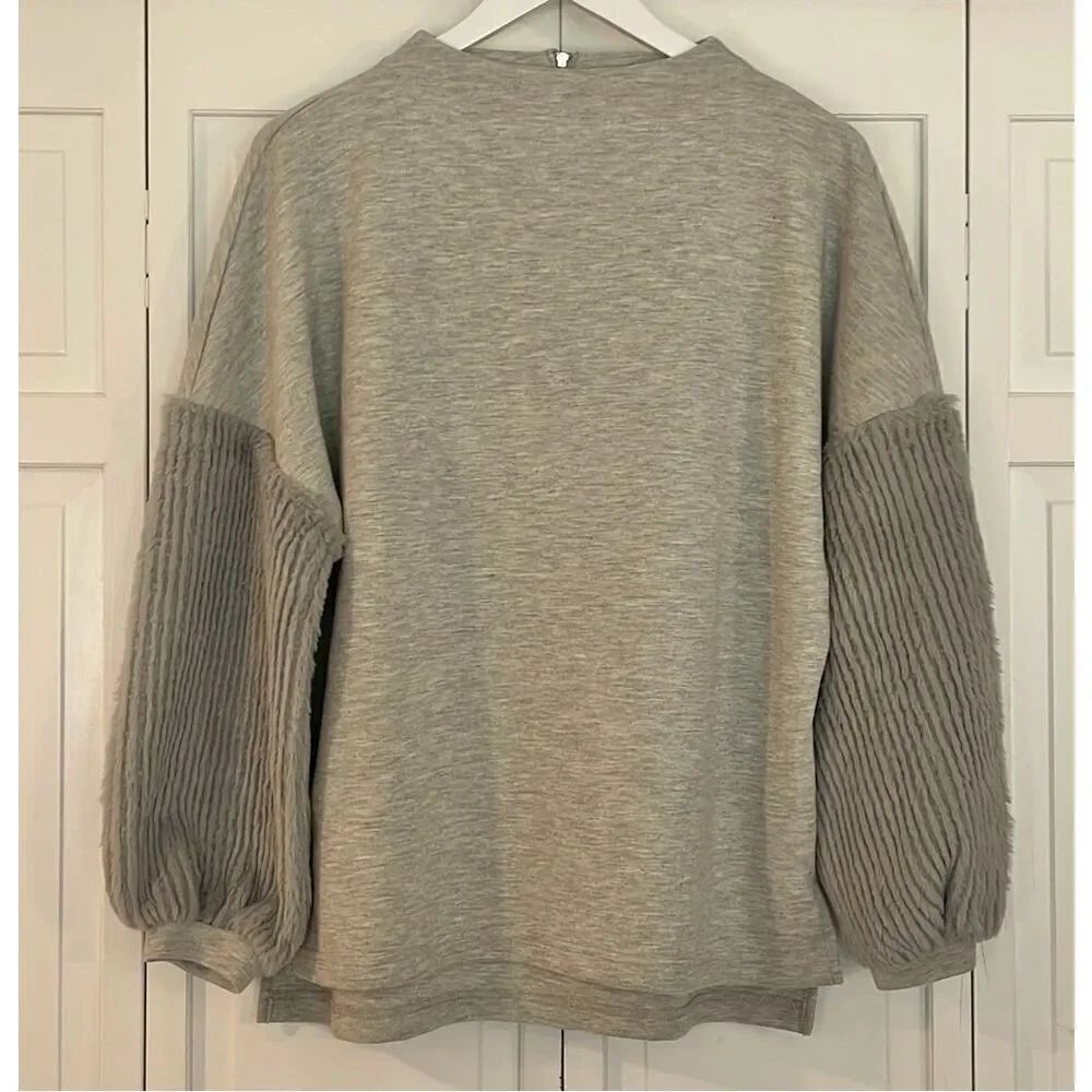 Catherine Malandrino NWT grey faux fur puff sleeve sweater small - Picture 3 of 12